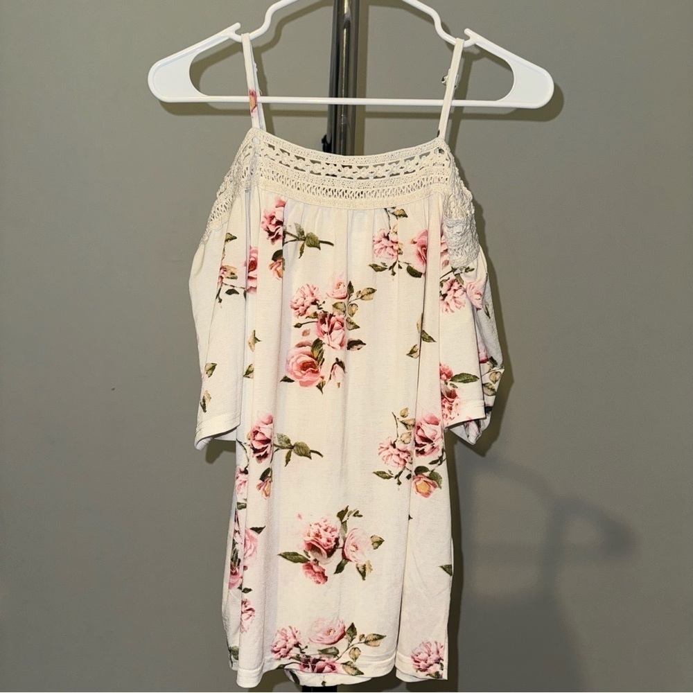 Orange Kiss Women’s Off The Shoulder Floral Blouse Size Medium